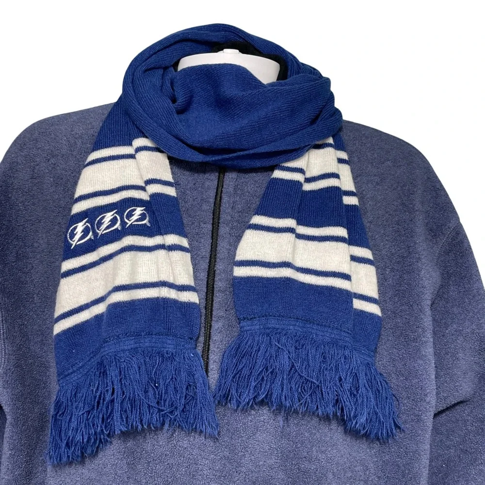 Tampa Bay Lightning Retro NHL Gameday Knit Scarf Embroidered Logo Fringe HitWear